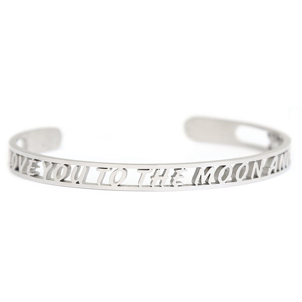 Armband „Ich liebe dich bis zum Mond und zurück“.