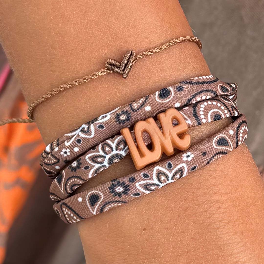Lot de 22 bracelets bandana marron