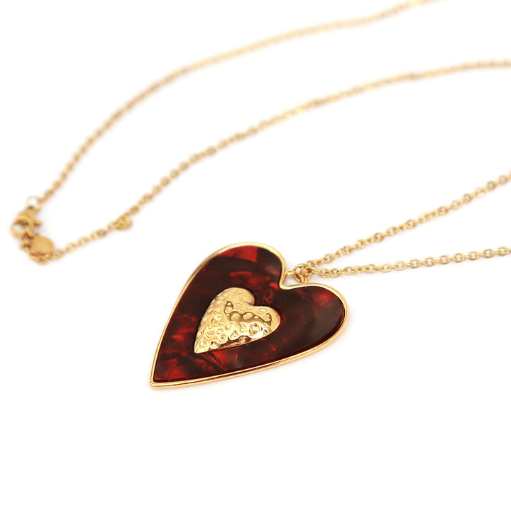 Gouden ketting burgundy heart on fire