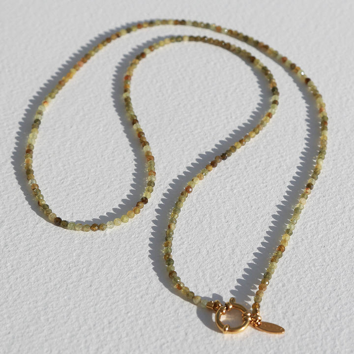 Lange ketting facet Green Garnet