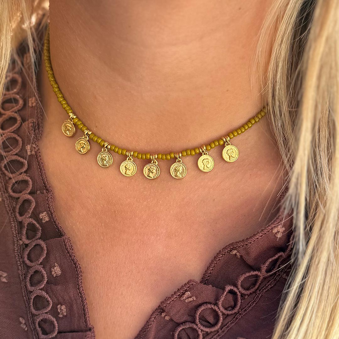 Collier Miyuki avec pièce d'or olive