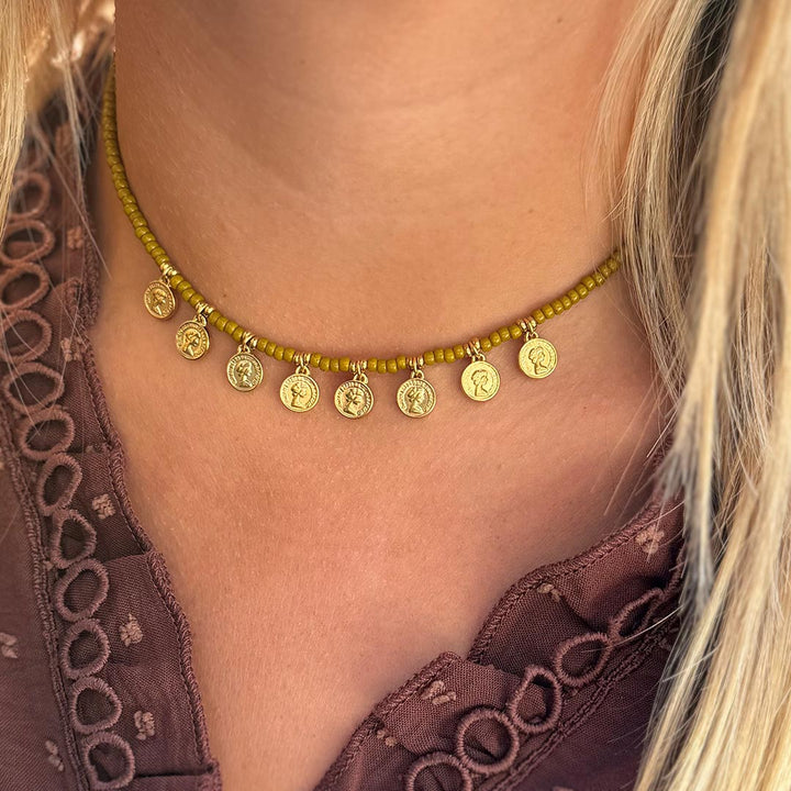 Collier Miyuki avec pièce d'or olive