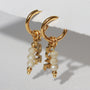 Goldene Ohrringe facettiert Liebes oliven
