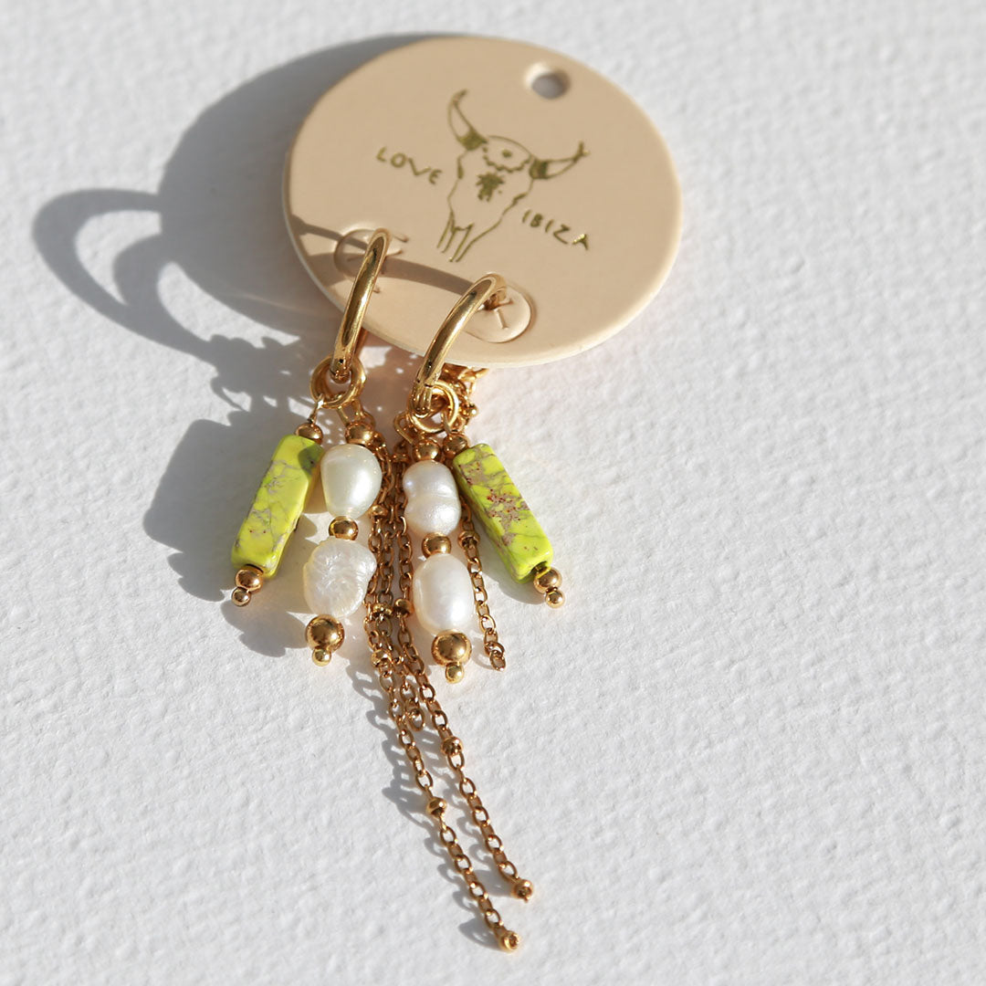 Boucles d'oreilles en or perle et pierre vert citron