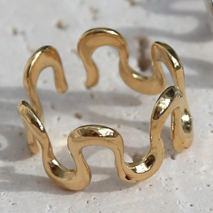 Gouden ring swirl