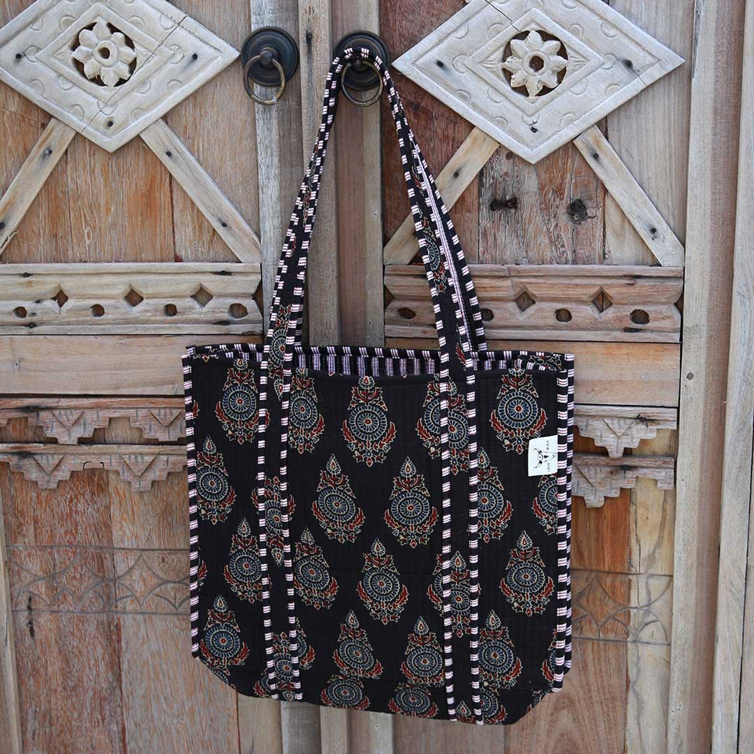 Blockprint shoulder bag Indian black