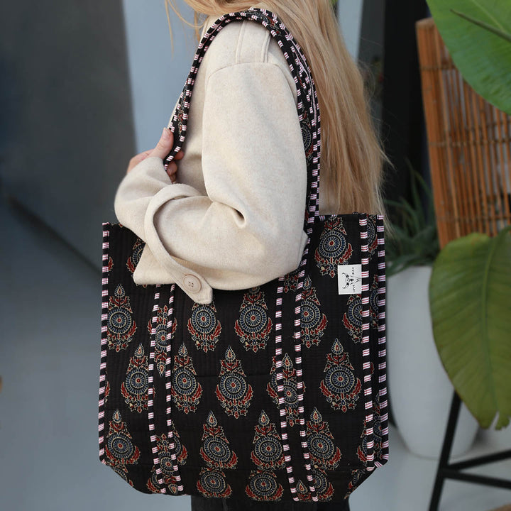 Blockprint shoulder bag Indian black