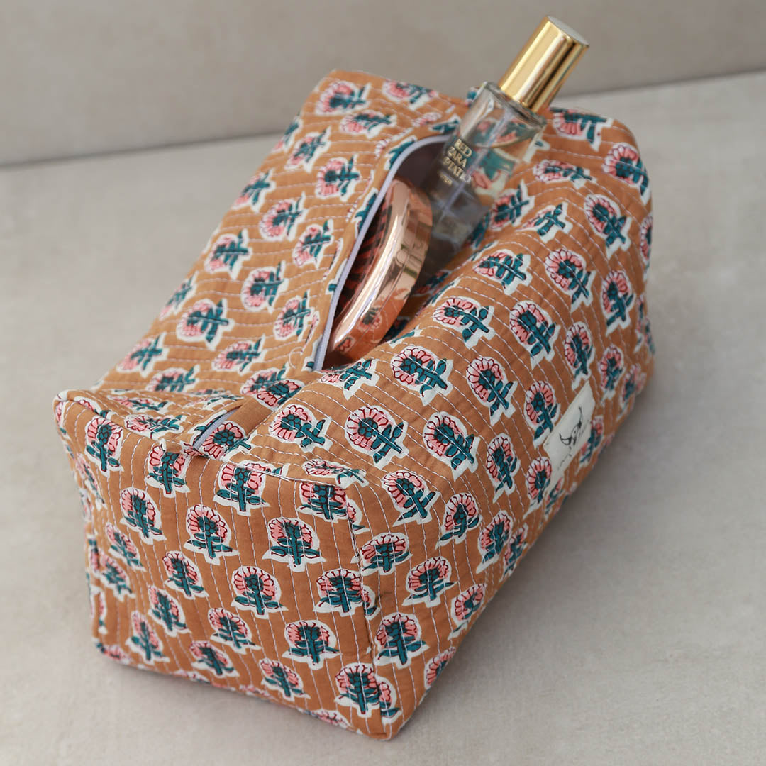 Blockprint toilettas Indian bruin